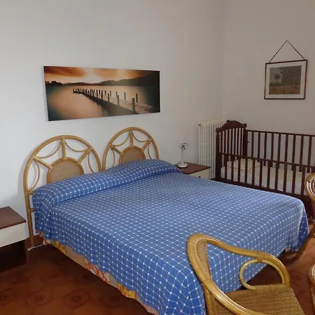 Stasi Bed & Breakfast 3*