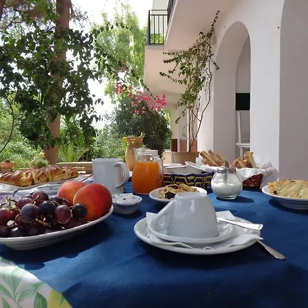 Stasi Bed & Breakfast