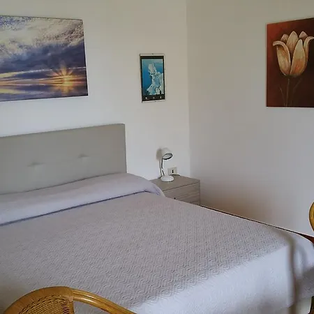 Stasi Bed & Breakfast 3*